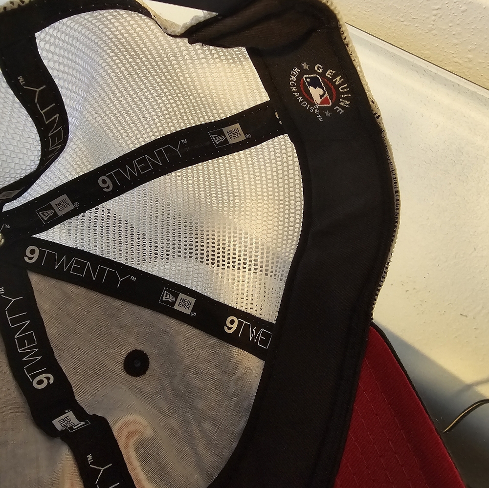 Boston Red Sox Mesh Hat - Picture 4 of 4